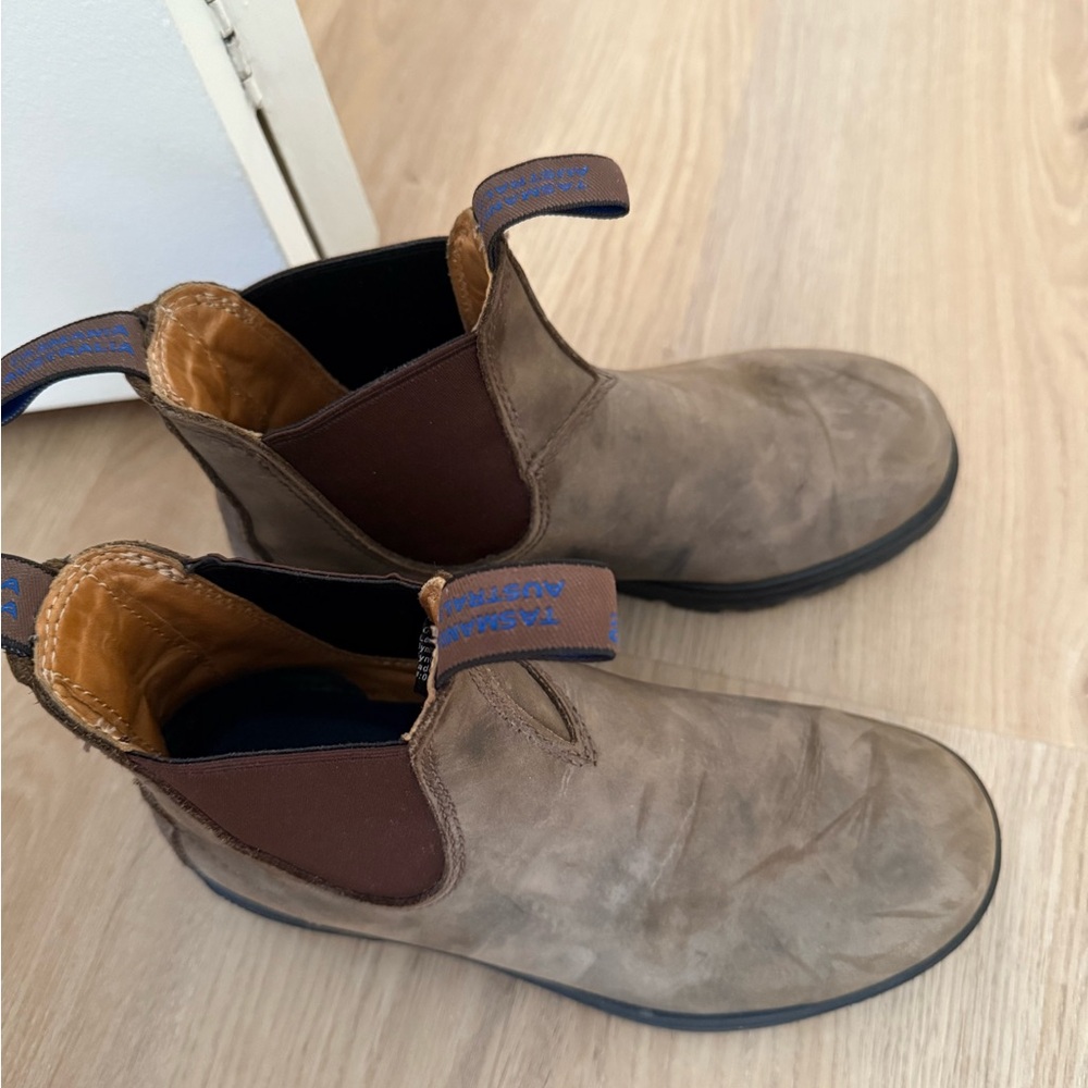 Blundstone Boots rustic brown winter